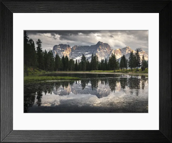 Framed Print : Mount Sorapis reflecting itself on Antorno Lake, near Misurina small village Framed Print : Mount Sorapis reflecting itself on Antorno Lake, near Misurina small village