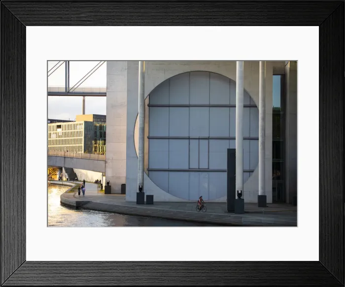 Framed Print : Berlin Mitte district on Sprea River near Reichstag. Mitte, Berlin, Germany Framed Print : Berlin Mitte district on Sprea River near Reichstag. Mitte, Berlin, Germany