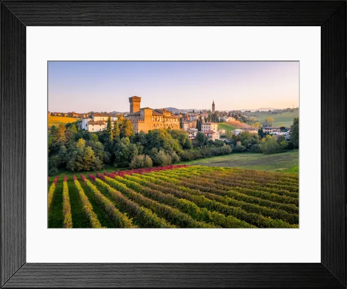 Framed Print : Levizzano Castle, Castelvetro di Modena district, Modena province, Emilia Romagna, Italy Framed Print : Levizzano Castle, Castelvetro di Modena district, Modena province, Emilia Romagna, Italy