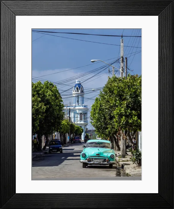 Framed Print : Vintage Car on the street of the Old Town, Cienfuegos, Cienfuegos Province, Cuba Framed Print : Vintage Car on the street of the Old Town, Cienfuegos, Cienfuegos Province, Cuba