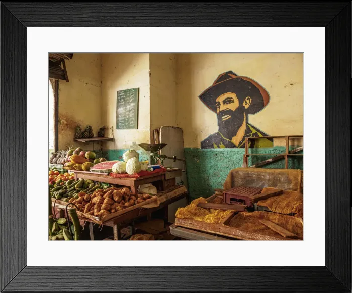 Framed Print : Fruit and Vegetable Market at La Habana Vieja, Havana, La Habana Province, Cuba Framed Print : Fruit and Vegetable Market at La Habana Vieja, Havana, La Habana Province, Cuba