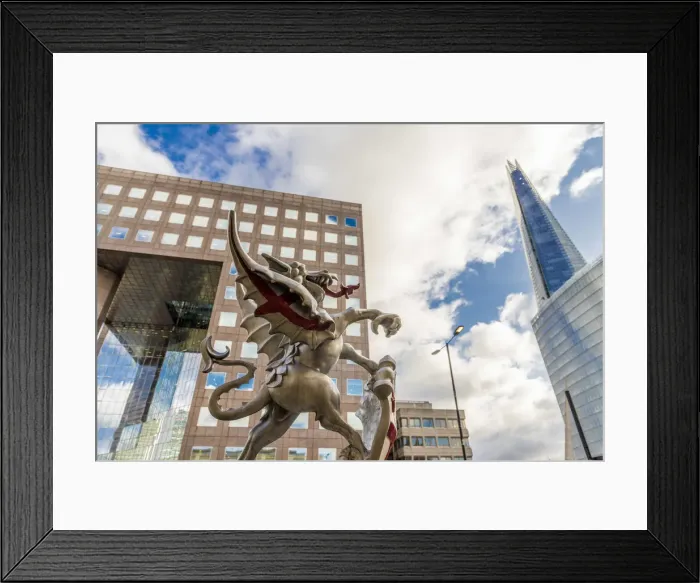 Framed Print : A Dragon Boundary statue and the Shard, London Framed Print : A Dragon Boundary statue and the Shard, London
