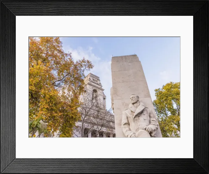 Framed Print : The western sentry at The Merchant Seamens Memorial Framed Print : The western sentry at The Merchant Seamens Memorial