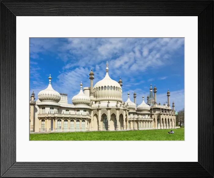 Framed Print : United Kingdom, England, Brighton, the Brighton Pavilion - George IVs summer palace Framed Print : United Kingdom, England, Brighton, the Brighton Pavilion - George IVs summer palace