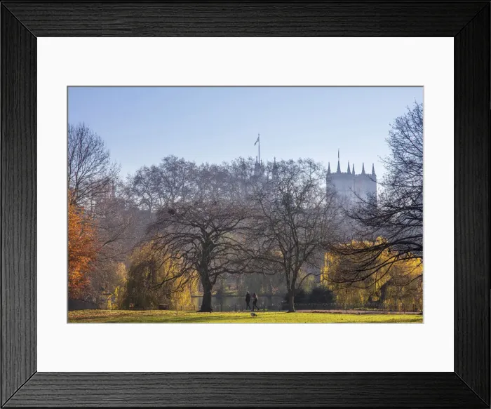Framed Print : United Kingdom, England, London, Westminster, St Jamess Park in Autumn Framed Print : United Kingdom, England, London, Westminster, St Jamess Park in Autumn