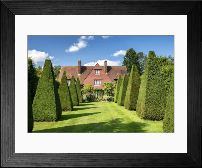 Framed Print : East Ruston Old Vicarage Gardens, East Ruston, Norfolk, England Framed Print : East Ruston Old Vicarage Gardens, East Ruston, Norfolk, England