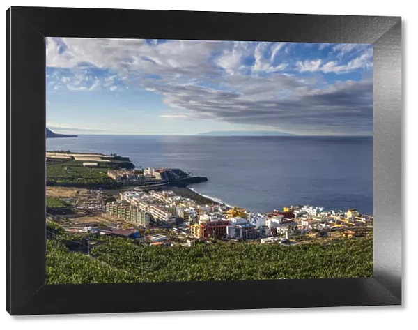 Spain, Canary Islands, La Palma Island, Puerto Naos, elevated resort town view