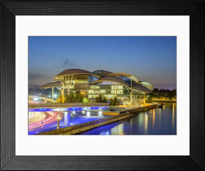 Framed Print : Public Service Hall on the Kura (Mtkvari) river at night, Tbilisi (Tiflis), Georgia