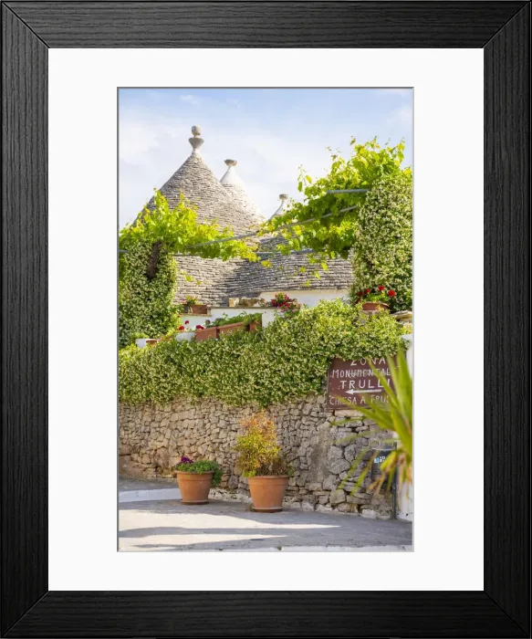 Framed Print : Traditional Trulli houses in Alberobello, Puglia, Italy, Europe Framed Print : Traditional Trulli houses in Alberobello, Puglia, Italy, Europe