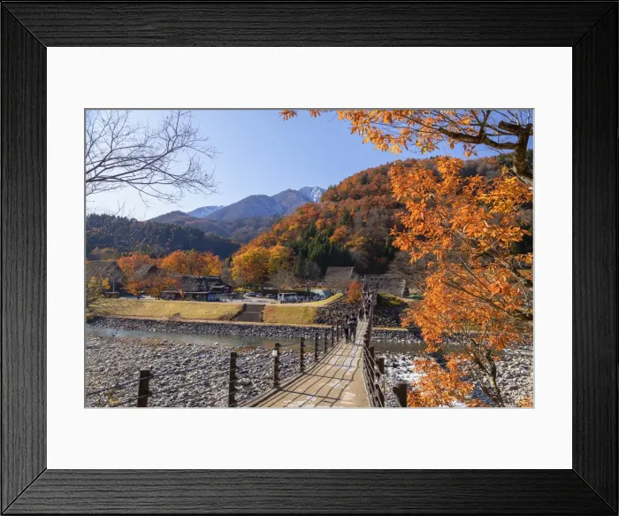 Framed Print : Footbridge of Ogimachi (UNESCO World Heritage Site), Shirakawa-go, Toyama Prefecture Framed Print : Footbridge of Ogimachi (UNESCO World Heritage Site), Shirakawa-go, Toyama Prefecture