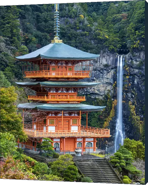 Nachi no taki Waterfall & Pagoda, Nachi Falls, Wakayama Prefecture, Honshu, Japan