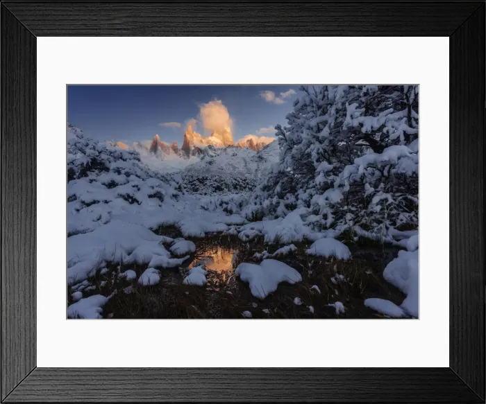 Framed Print : Mt. Fitz Roy at sunrise after an autumn snowfall, Los Glaciares National Park, Patagonia Framed Print : Mt. Fitz Roy at sunrise after an autumn snowfall, Los Glaciares National Park, Patagonia