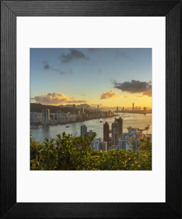 Framed Print : Skyline of Hong Kong Island and Kowloon at sunset, Hong Kong Framed Print : Skyline of Hong Kong Island and Kowloon at sunset, Hong Kong