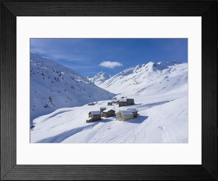 Framed Print : The chalets of Valacia Valley in Livigno, Foscagno Pass, Livigno, Province of Sondrio Framed Print : The chalets of Valacia Valley in Livigno, Foscagno Pass, Livigno, Province of Sondrio