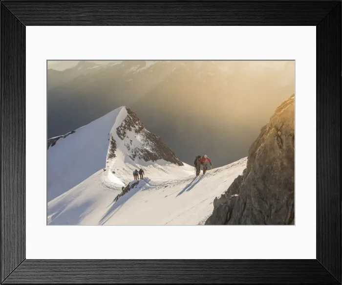 Framed Print : Alpinists along normal route to Nadelhorn, a 4000 peak in Sass Fe valley Framed Print : Alpinists along normal route to Nadelhorn, a 4000 peak in Sass Fe valley