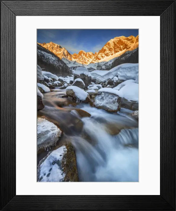 Framed Print : Sunrise over Monte Rosa, Macugnaga, Verbano Cusio Ossola, Piedmont, Italy Framed Print : Sunrise over Monte Rosa, Macugnaga, Verbano Cusio Ossola, Piedmont, Italy