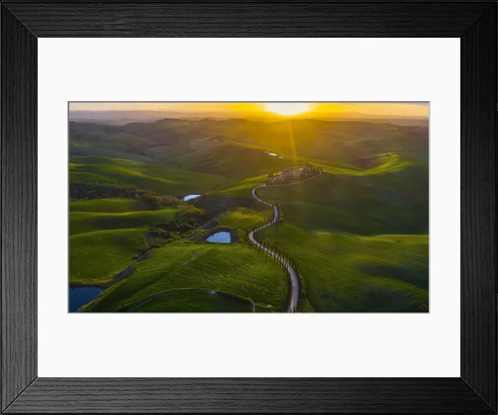 Framed Print : Podere Baccoleno at sunset, Asciano, Siena, Tuscany, Italy, Southern Europe Framed Print : Podere Baccoleno at sunset, Asciano, Siena, Tuscany, Italy, Southern Europe