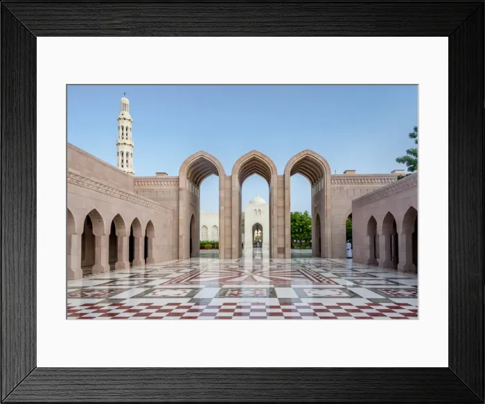 Framed Print : Sultan Qaboos Grand Mosque, Muscat, Sultanate of Oman, Middle East Framed Print : Sultan Qaboos Grand Mosque, Muscat, Sultanate of Oman, Middle East