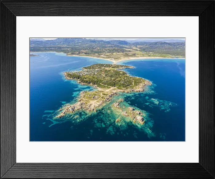 Framed Print : Isola dei Gabbiani (Island of Seagulls) in Porto Pollo, Palau, Olbia-Tempio, Sardinia Framed Print : Isola dei Gabbiani (Island of Seagulls) in Porto Pollo, Palau, Olbia-Tempio, Sardinia