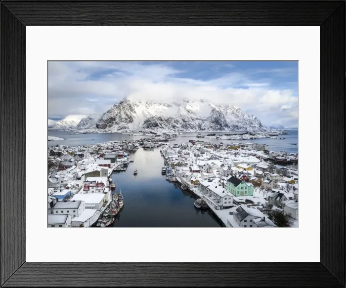 Framed Print : Elevated view oh Henningsvaer village, Lofoten Islands, Nordland, Norway Framed Print : Elevated view oh Henningsvaer village, Lofoten Islands, Nordland, Norway