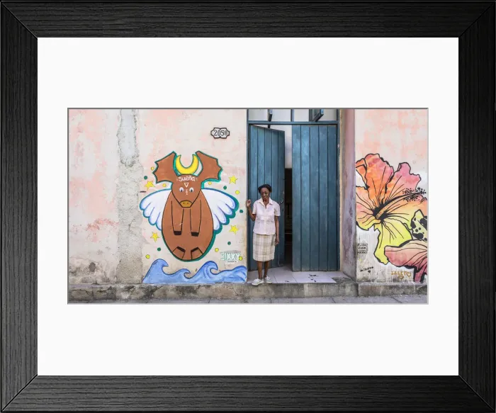Framed Print : A woman standing in the doorway of her house in La Habana Vieja (Old Town), Havana, Cuba Framed Print : A woman standing in the doorway of her house in La Habana Vieja (Old Town), Havana, Cuba