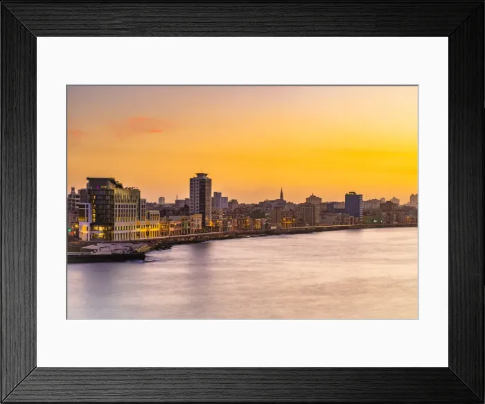 Framed Print : The view of the Malecon and Havana from Castillo De Los Tres Reyes Del Morro Framed Print : The view of the Malecon and Havana from Castillo De Los Tres Reyes Del Morro