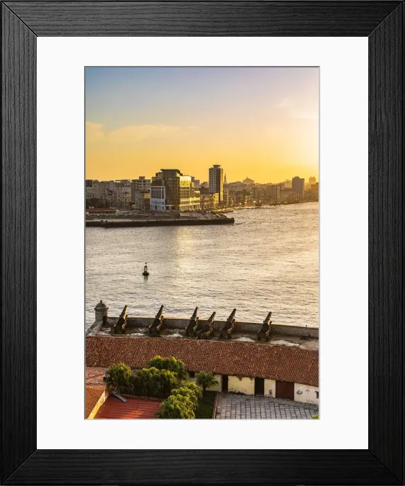 Framed Print : The view of the Malecon and Havana from Castillo De Los Tres Reyes Del Morro Framed Print : The view of the Malecon and Havana from Castillo De Los Tres Reyes Del Morro