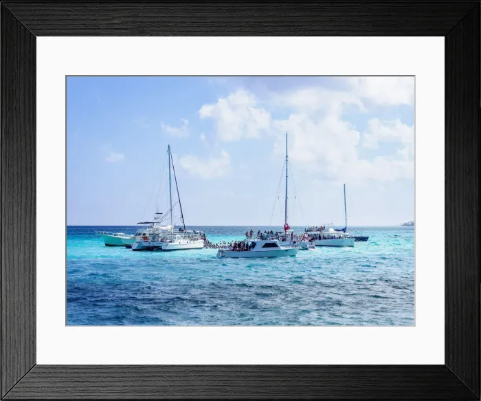 Framed Print : Boats at Stingray City, Grand Cayman, Cayman Islands Framed Print : Boats at Stingray City, Grand Cayman, Cayman Islands