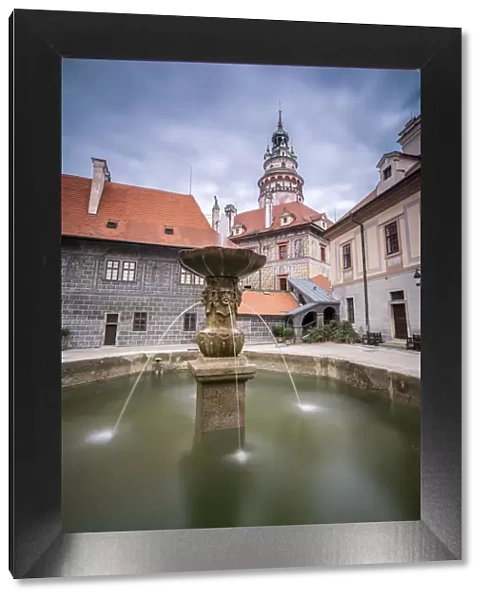 Fountain by State Castle And Chateau Cesky Krumlov tower, UNESCO, Cesky Krumlov, South Bohemian Region, Czech Republic