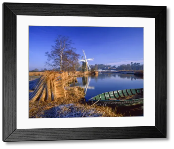 Framed Print : Turf Fen Windpump along River Ant, How Hill, Norfolk Broads National Park, Norfolk Framed Print : Turf Fen Windpump along River Ant, How Hill, Norfolk Broads National Park, Norfolk