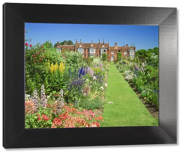 Helmingham Hall Gardens, Helmingham, Suffolk, England