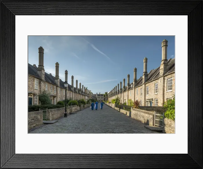 Framed Print : Vicars Close, Wells, Somerset, England Framed Print : Vicars Close, Wells, Somerset, England