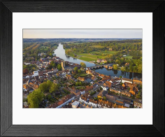 Framed Print : Aerial shot of Henley-on-Thames, Oxfordshire, England Framed Print : Aerial shot of Henley-on-Thames, Oxfordshire, England