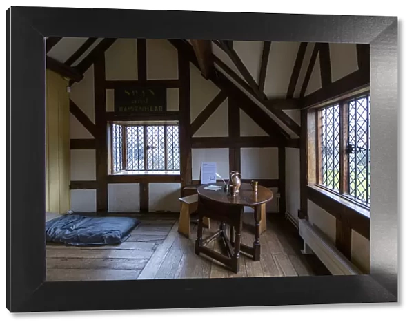 United Kingdom, England, Warwickshire, Stratford-upon-Avon. The interior of ShakespeareA¢€™s House