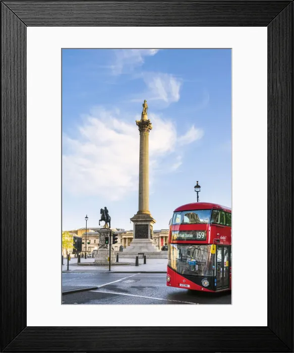 Framed Print : London bus passing the National Gallery and St Martin in the Fields church in Trafalgar