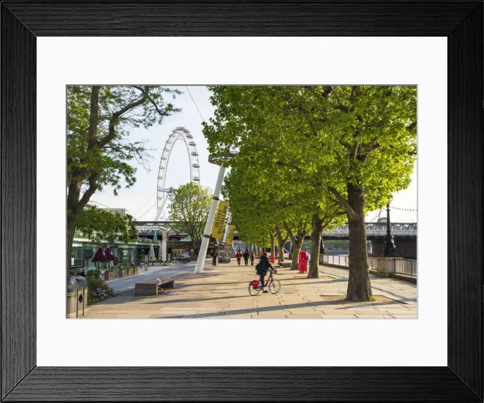 Framed Print : Walking along the South Bank, London Eye, London, England, UK Framed Print : Walking along the South Bank, London Eye, London, England, UK