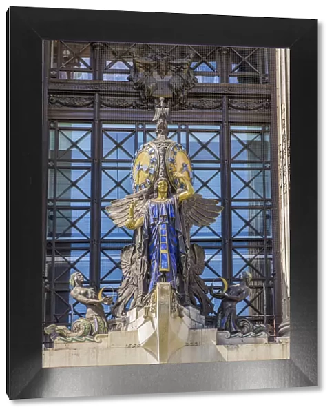 Selfridges Clock, Queen of Time statue, London, England, Uk