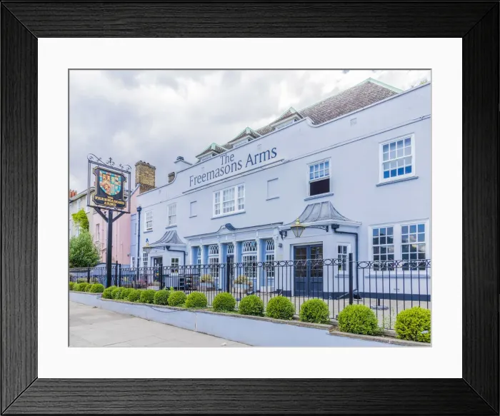 Framed Print : Freemasons Arms pub, Hampstead, London, England, Uk Framed Print : Freemasons Arms pub, Hampstead, London, England, Uk