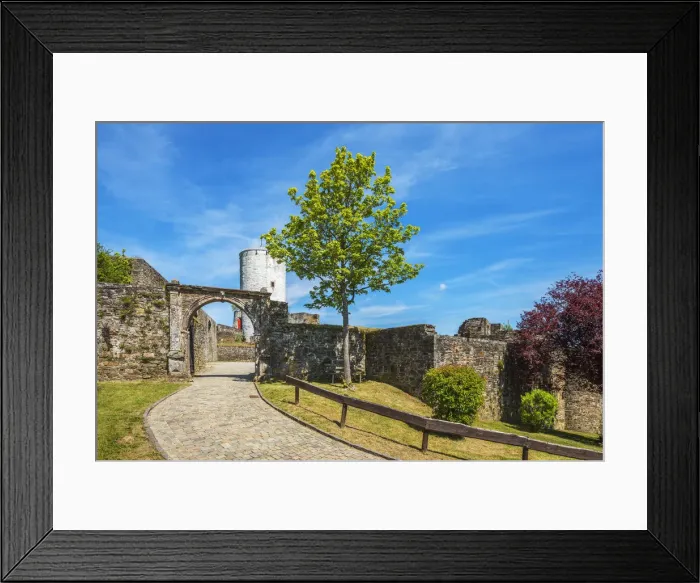 Framed Print : Reifferscheid castle, Eifel, North Rhine-Westphalia, Germany