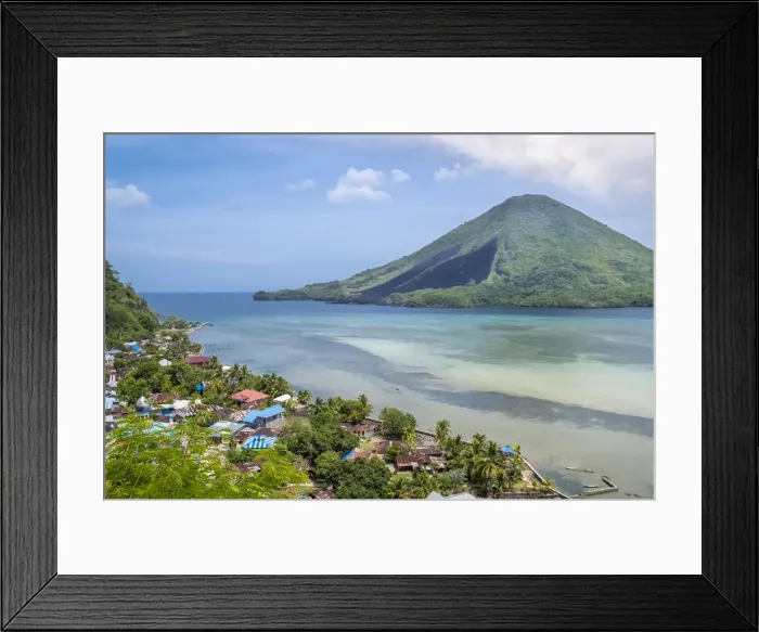 Framed Print : Asia, Indonesia, Spice Islands, Maluku, Banda, Banda Besar (Great banda) island Framed Print : Asia, Indonesia, Spice Islands, Maluku, Banda, Banda Besar (Great banda) island