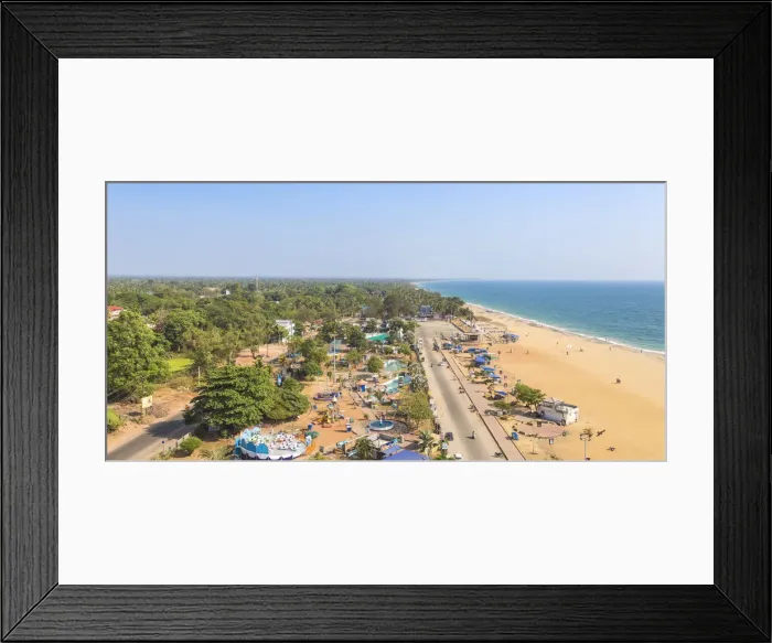 Framed Print : India, Kerala, Kollam, View of Kollam beach Framed Print : India, Kerala, Kollam, View of Kollam beach