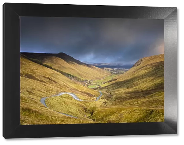 Ireland, Co. Donegal, Ardara, Glengesh pass, winding road through mountainous landscape