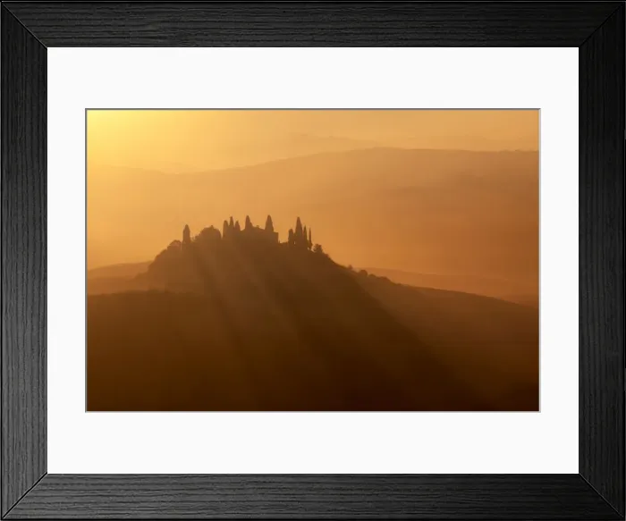Framed Print : Podere Belvedere surrounded by haze during autumn at sunrise, Val d Orcia, Tuscany Framed Print : Podere Belvedere surrounded by haze during autumn at sunrise, Val d Orcia, Tuscany