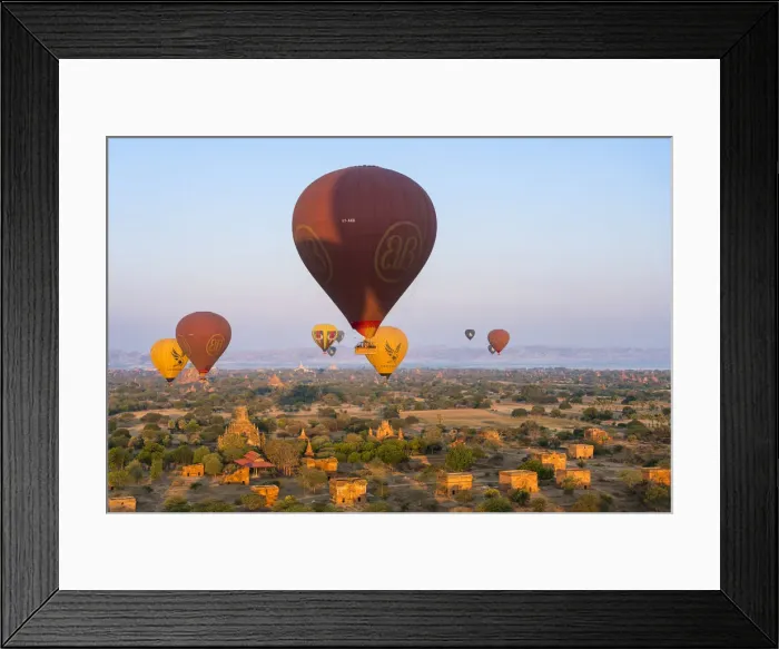 Framed Print : Old temple in Bagan and hot-air balloons at sunrise, UNESCO, Old Bagan, Mandalay Region Framed Print : Old temple in Bagan and hot-air balloons at sunrise, UNESCO, Old Bagan, Mandalay Region