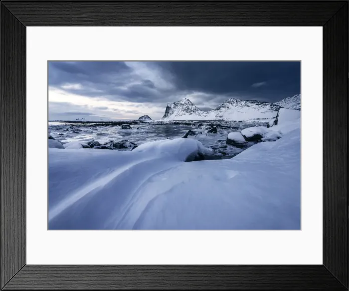 Framed Print : Haukland beach at twilight after heavy snowfalls, Lofoten islands, Norway Framed Print : Haukland beach at twilight after heavy snowfalls, Lofoten islands, Norway