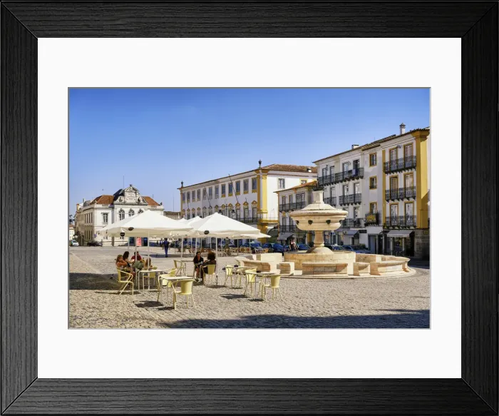 Framed Print : Praaza do Giraldo, a Unesco World Heritage Site. Evora, Portugal Framed Print : Praaza do Giraldo, a Unesco World Heritage Site. Evora, Portugal
