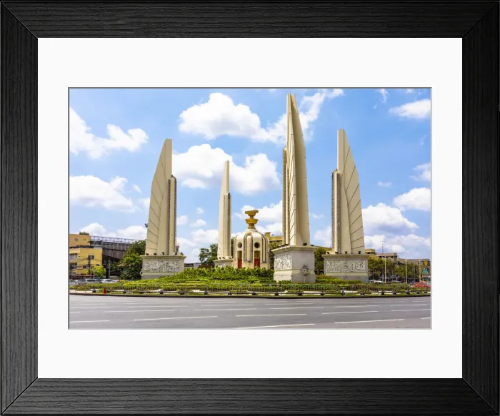 Framed Print : Victory Monument, Bangkok, Thailand