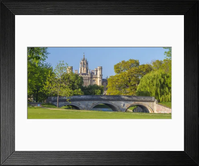 Framed Print : UK, England, Cambridgeshire, Cambridge, The Backs, Trinity Bridge and St Framed Print : UK, England, Cambridgeshire, Cambridge, The Backs, Trinity Bridge and St