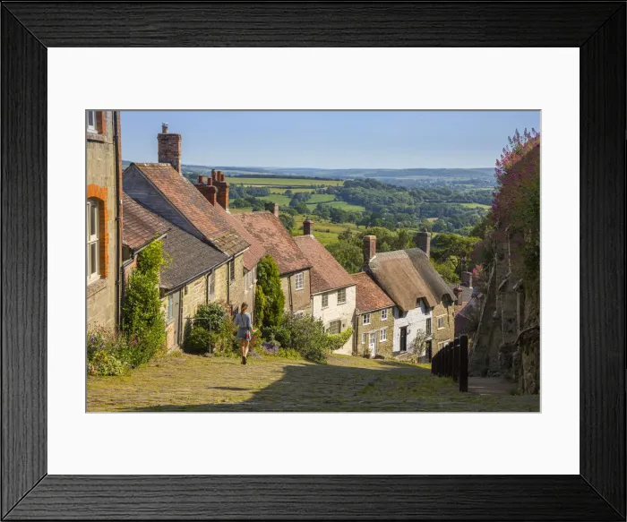 Framed Print : Gold Hill, Shaftsebury, Dorset, England, UK Framed Print : Gold Hill, Shaftsebury, Dorset, England, UK