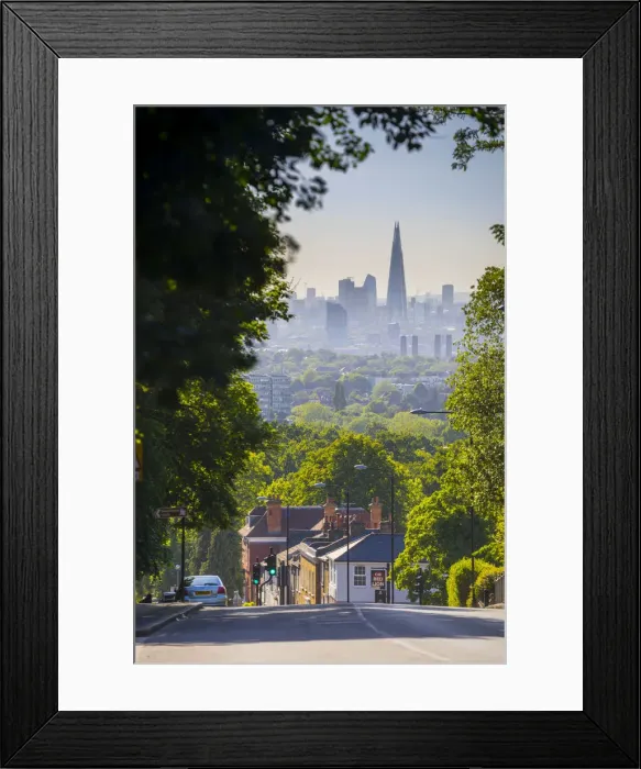 Framed Print : Shooters Hill, Borough of Greenwich, London, England, UK Framed Print : Shooters Hill, Borough of Greenwich, London, England, UK